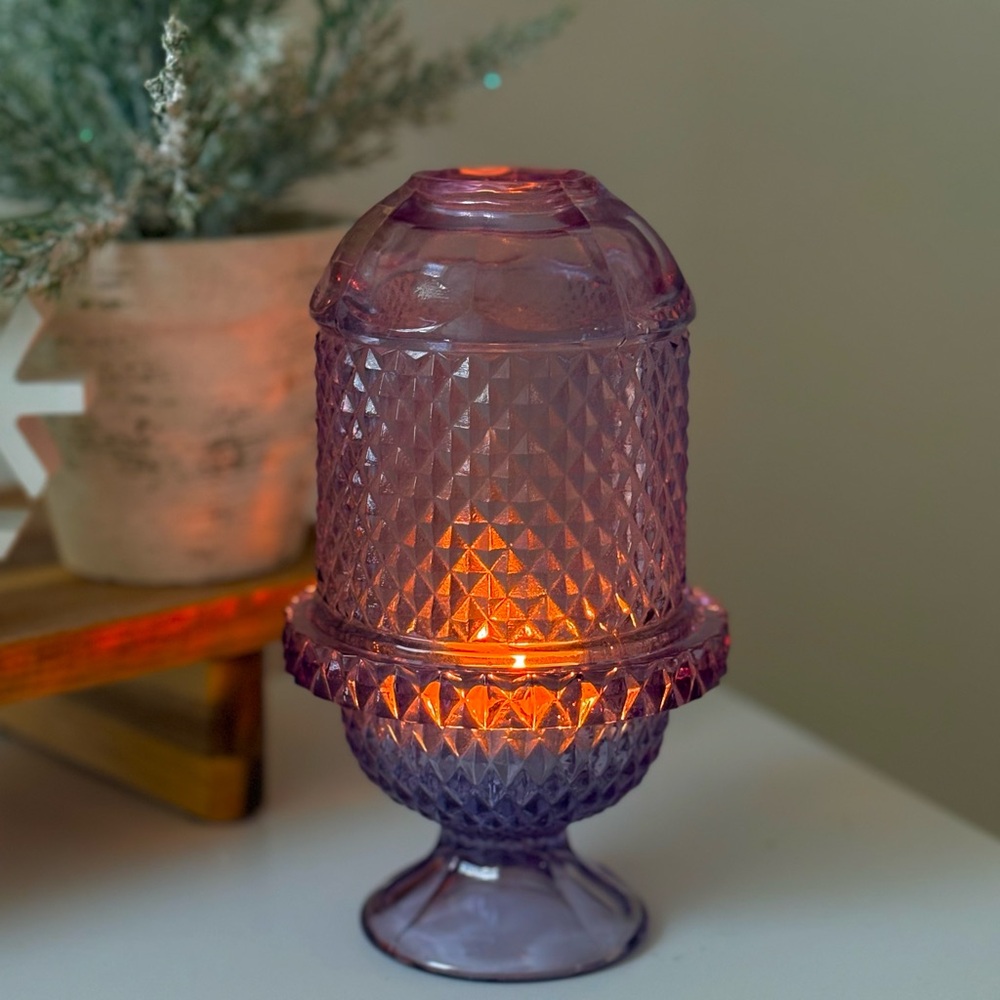 Viking Glass Diamond Point Teaberry Fairy Lamp